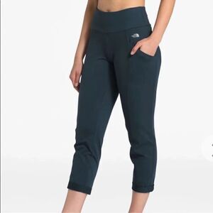 The North Face Motivation High-Rise Cuffed Legging Blue XS